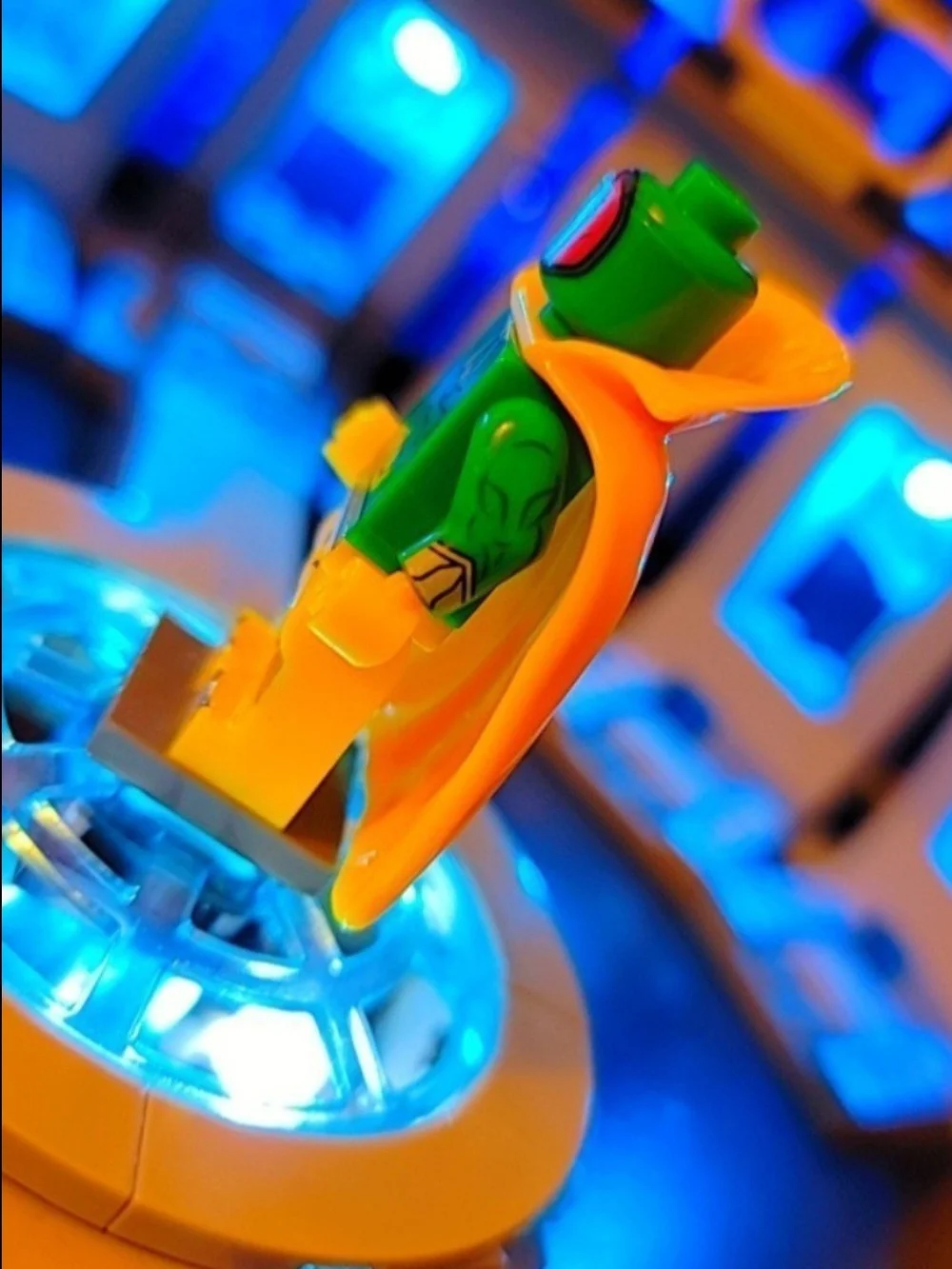 Vision Minifigure Lego Compatible - Picture 8 of 12